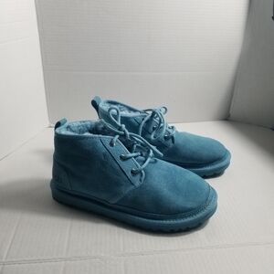 UGG MEN'S BLUE NEUMEL CHUKKA BOOTS SIZE 8